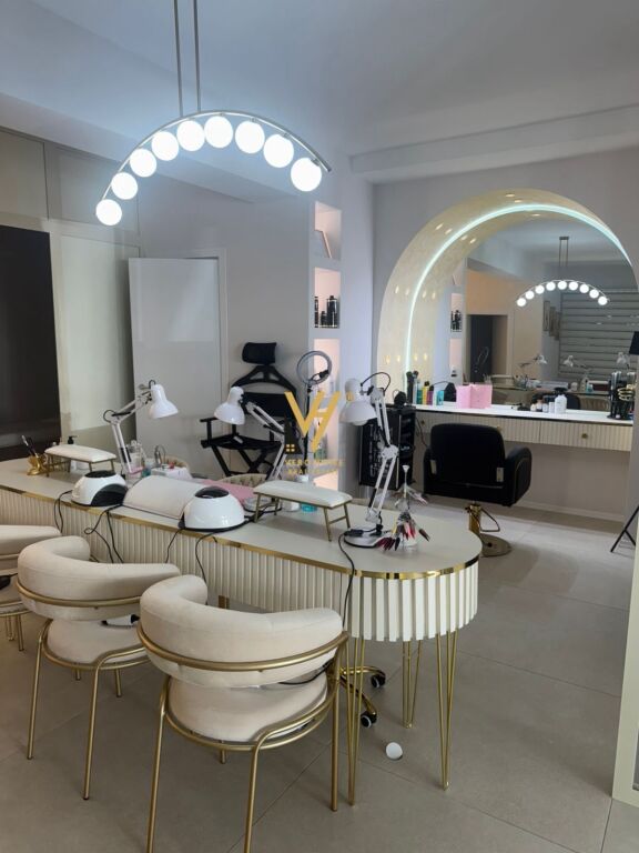 BUSINESS-BEAUTY FOR SALE ON BLV.GJERGJ FISHTA 9,000 EURO