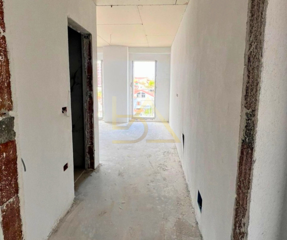 Opportunity – Apartment for Sale, Porcelain, Tirana