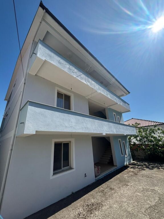 Three-storey villa for sale in new Sauk, 417m2 construction, 300m2 land