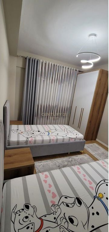 JAPIM ME QIRA APARTAMENT 2+1+2 TEK KRISTAL CENTER