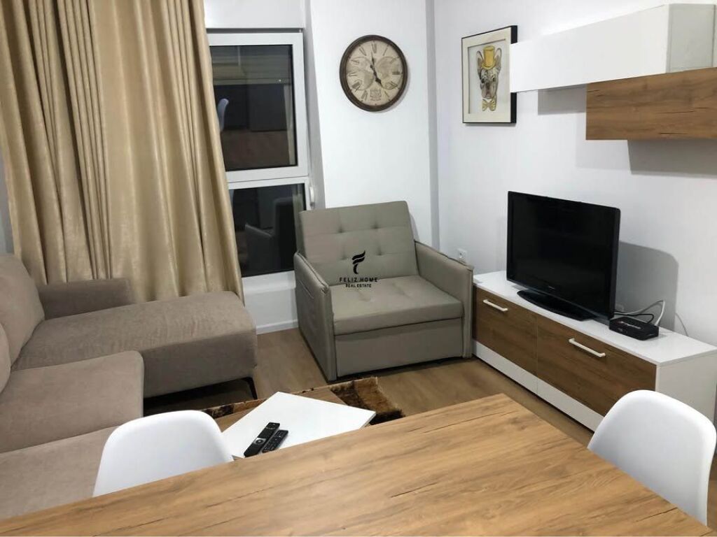 APARTAMENT ME QERA 1+1 ALI DEMI 40.000 LEKE FH-70934