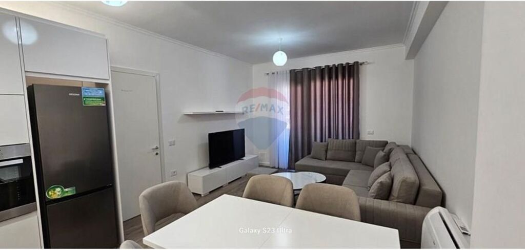 Apartment for rent in Oasis Residence,
