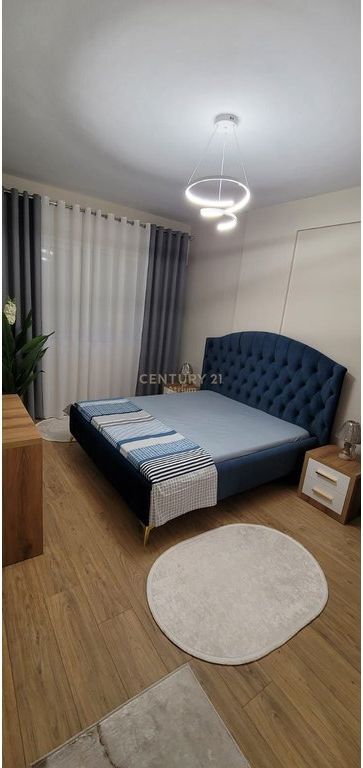 JAPIM ME QIRA APARTAMENT 2+1+2 TEK KRISTAL CENTER