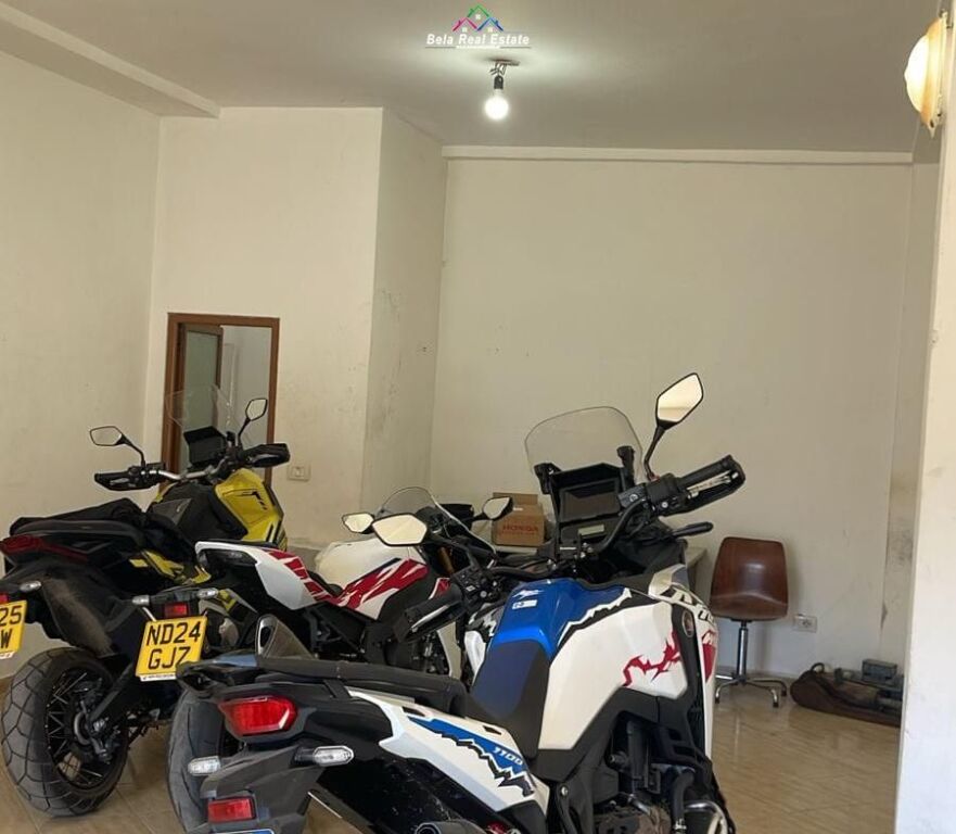 Negozio In Affitto A Paskuqan (ID BD21889) Tirane
