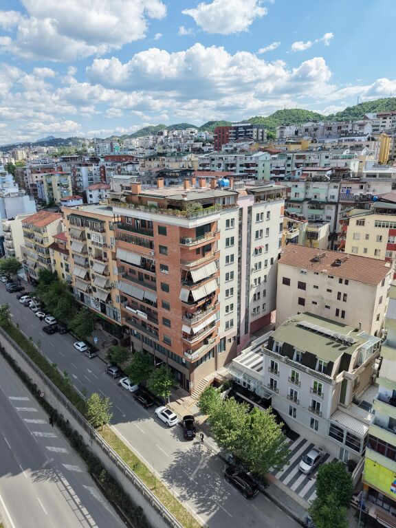 2+1 apartment for sale near the Kristalit overpass