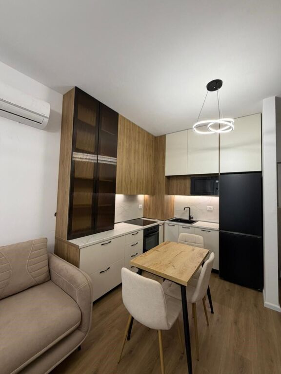 APPARTAMENTO 1+1 IN AFFITTO – ALI DEMI, TIRANA