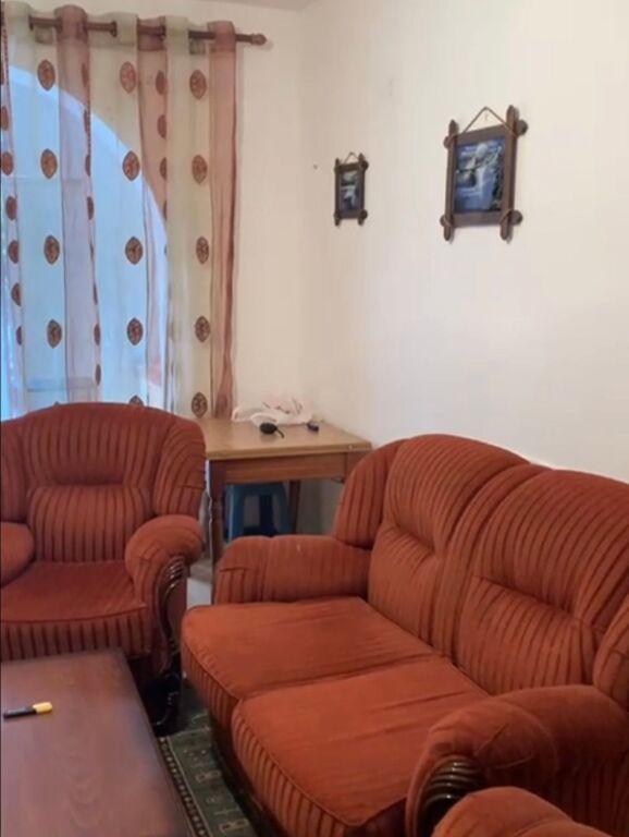 Jepet me qera apartament 1+1 te sheshi Wilson