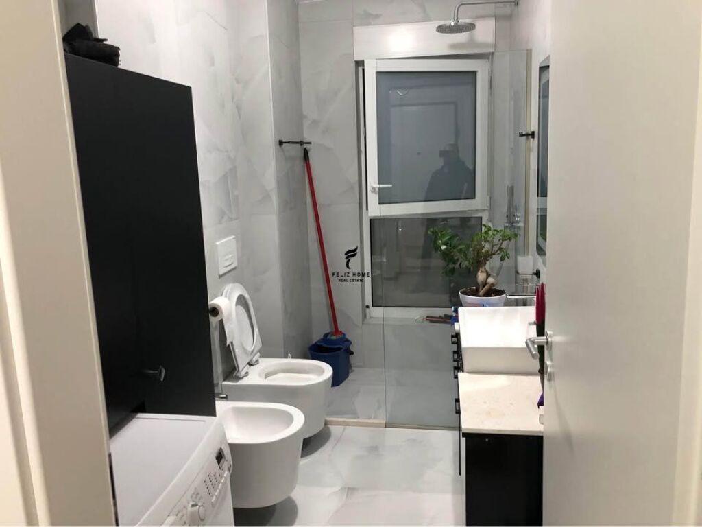 APARTAMENT ME QERA 1+1 ALI DEMI 40.000 LEKE FH-70934
