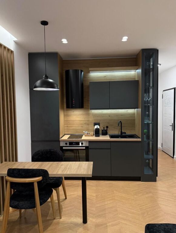 JEPET ME QERA APARTAMENT LUKSOZ TE LIQENI I TIRANES! Kopshti Zologjik 🏡✨