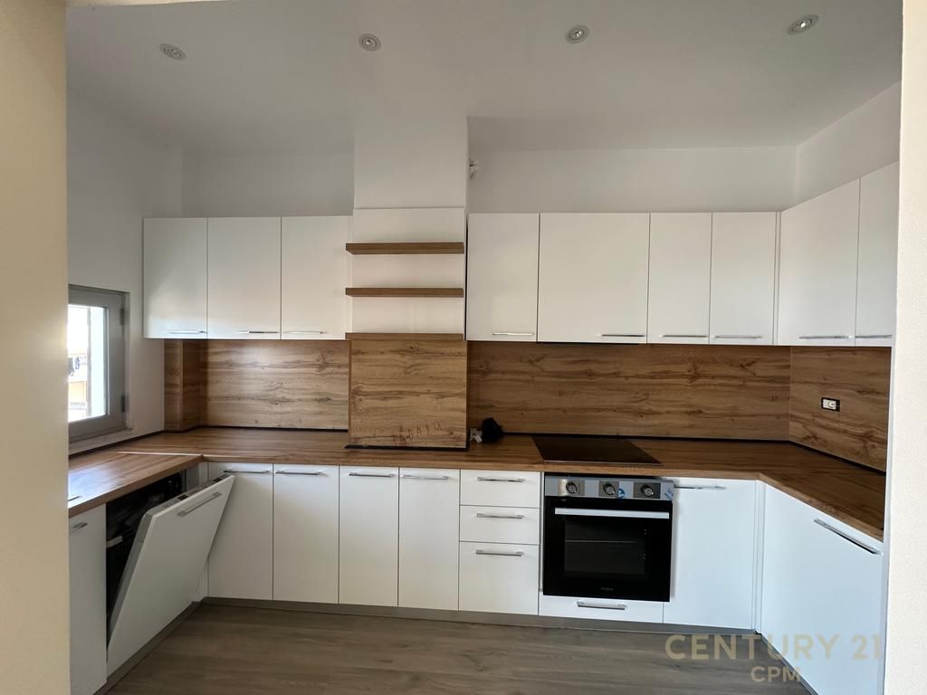 Qira, Apartament 3+1+2 Tek Gjimnazi Ismail Qemali