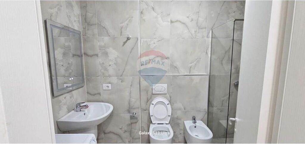 Apartment for rent in Oasis Residence,