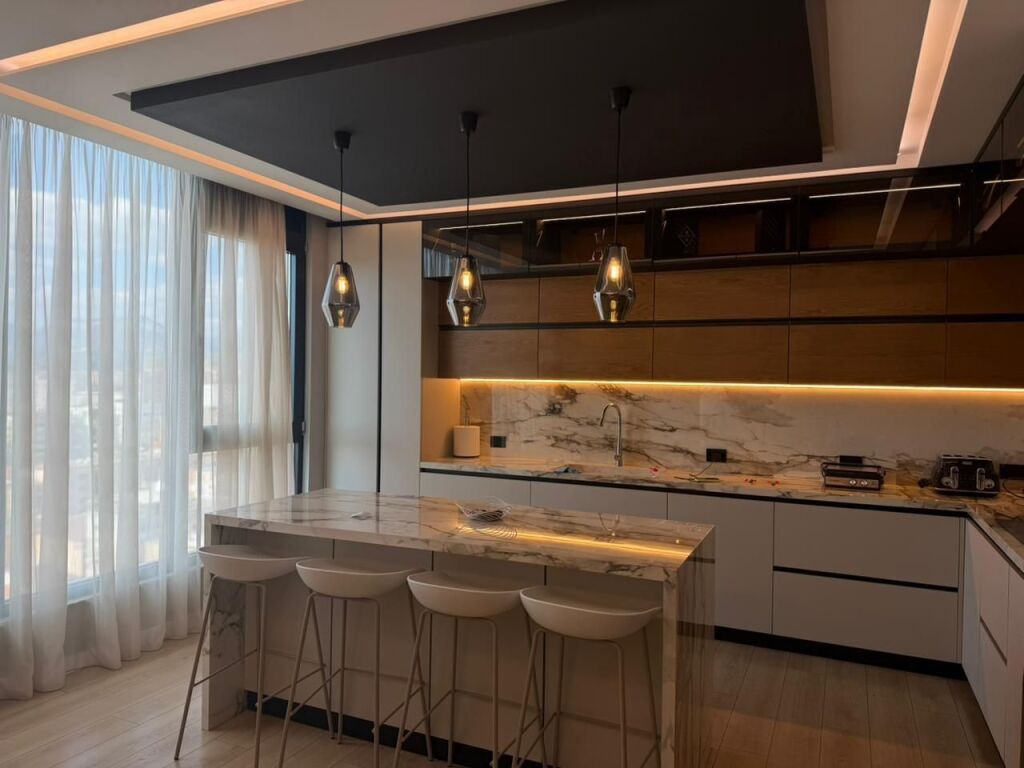 APARTAMENT DUPLEX ME QIRA 4+1+3+PARKIM TE SQUARE 21
