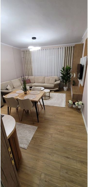 JAPIM ME QIRA APARTAMENT 2+1+2 TEK KRISTAL CENTER