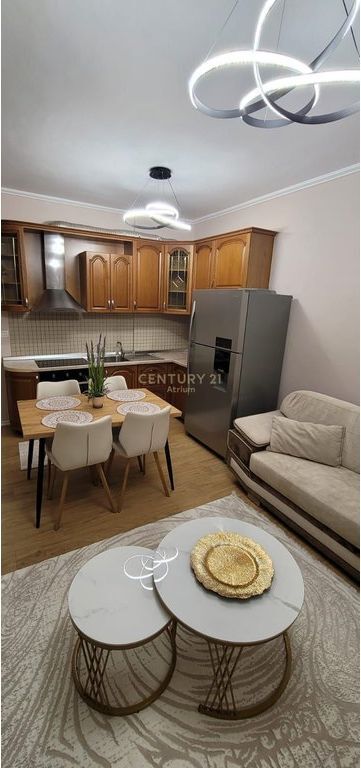 JAPIM ME QIRA APARTAMENT 2+1+2 TEK KRISTAL CENTER
