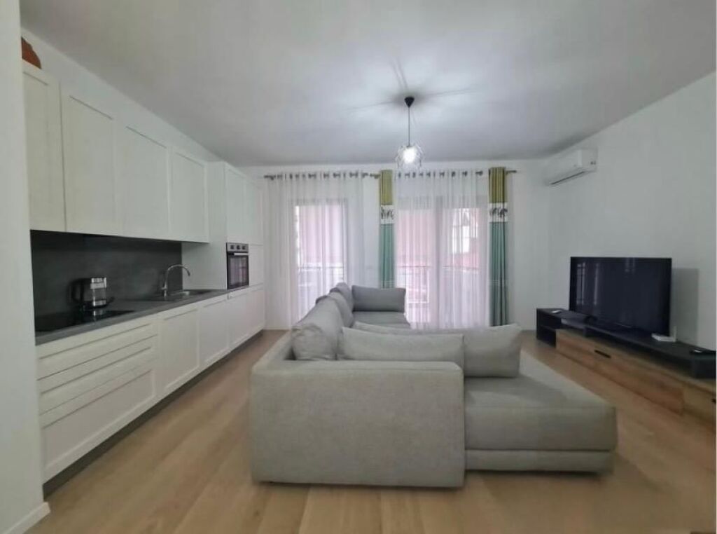 🏡 Appartamento 1+1 in affitto 📍 Complesso Delijorgji, Tirana💶 Prezzo: 75.000 lek/mese