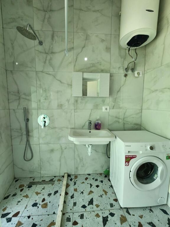 📍 Ali Dem, kompleksi Mangalem 💎 Shesim apartament garzoniere