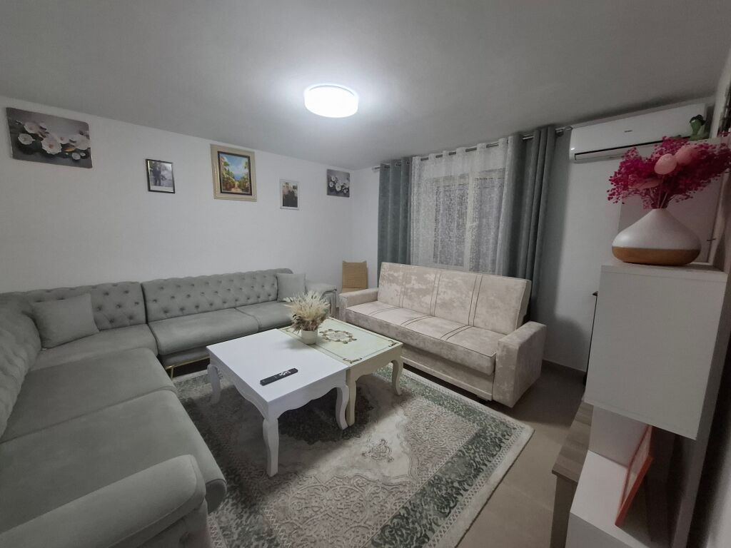 Casa 1+1+cucina separata (350€) - Vicino a Città Studenti