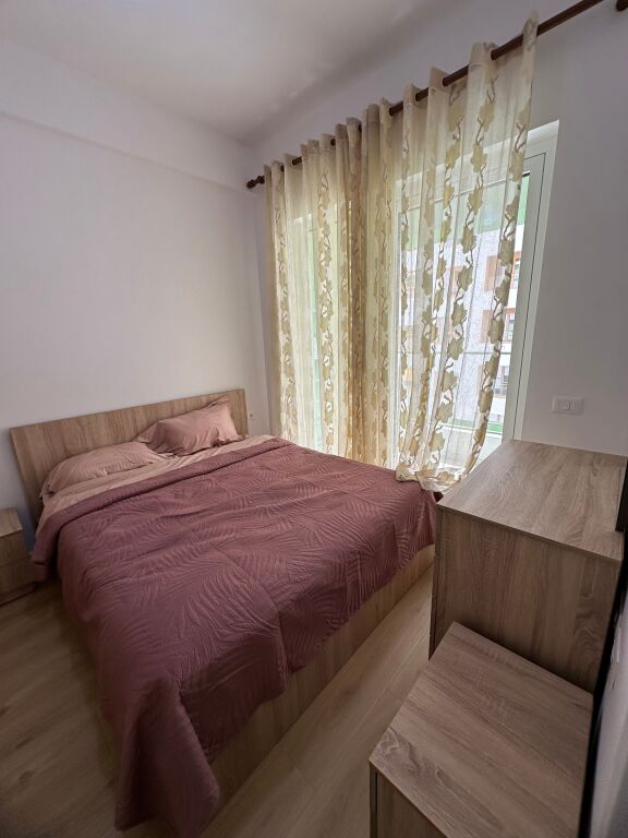Jepet me Qera Apartament 1+1 Rezidenca Kadiu Ali Dem 40,000 lek