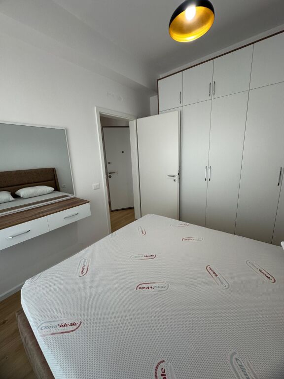 Appartamento in affitto 1+1 Residenza Kadiu Ali Demi 45.000 lek