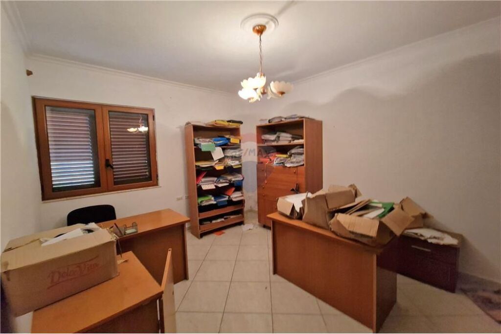 Attico in Vendita – Vicino al Parco Aulona, Vlora