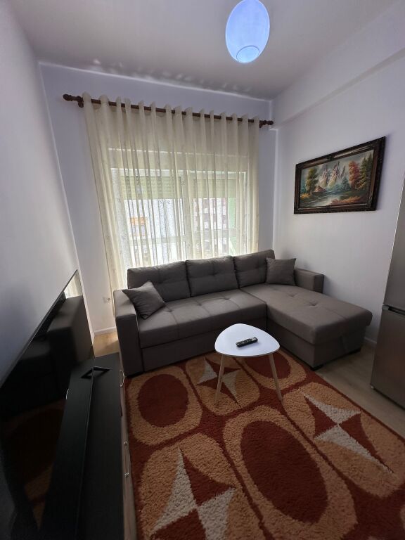 Jepet me Qera Apartament 1+1 Rezidenca Kadiu Ali Dem 40,000 lek
