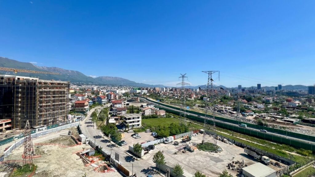 ATTICO IN VENDITA: 3+1+2wc + 1 Posto Auto📍Paskuqan (Sul lato della strada principale) - 🔥1100€/m²🔥 - 185,000€ - Sup. 149m² || Vista Panoramica🌞