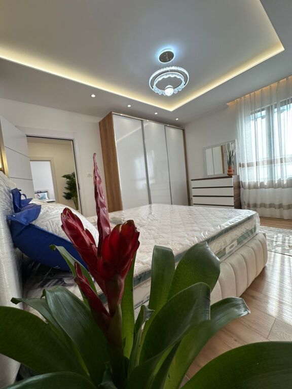 Apartament 2+1 per shitje tek Pallati me Shigjeta!