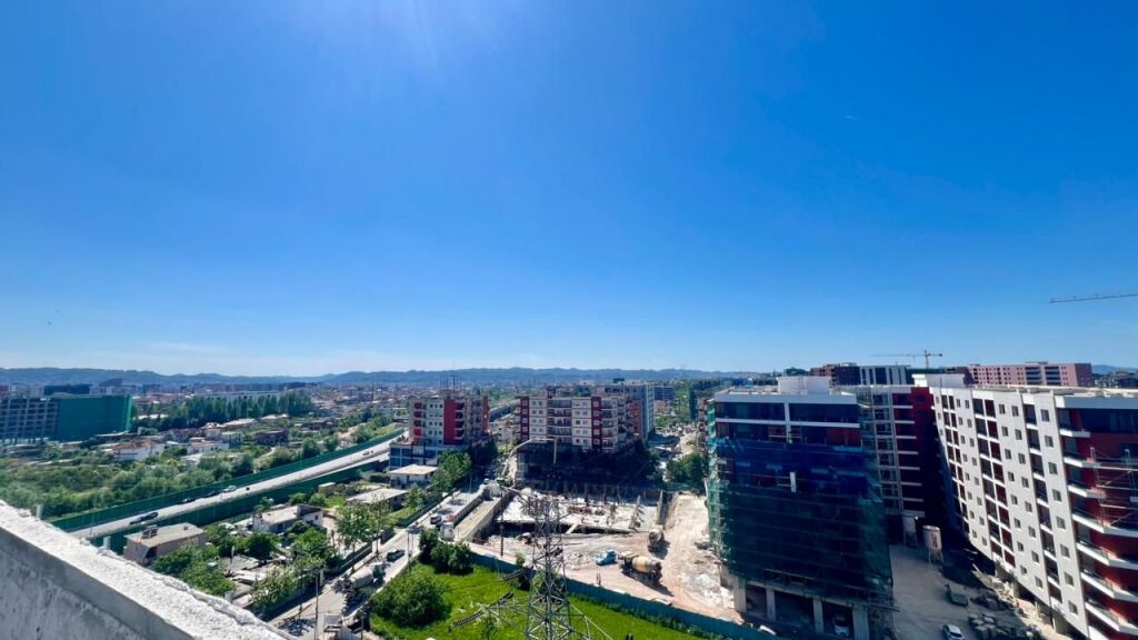 ATTICO IN VENDITA: 3+1+2wc + 1 Posto Auto📍Paskuqan (Sul lato della strada principale) - 🔥1100€/m²🔥 - 185,000€ - Sup. 149m² || Vista Panoramica🌞