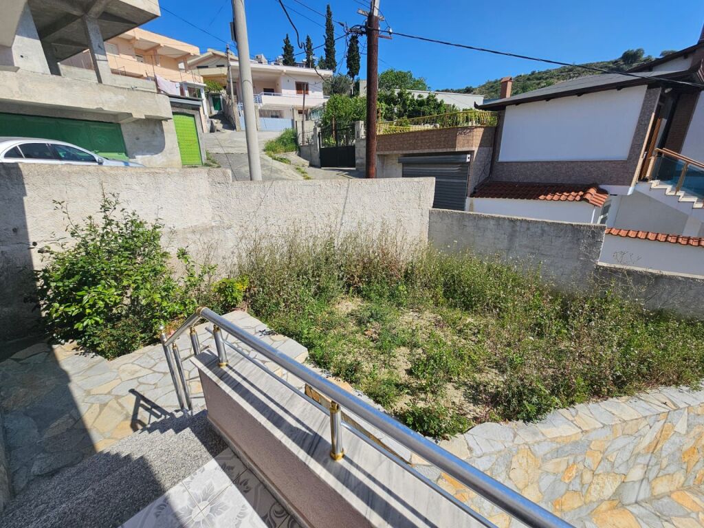 HOUSE FOR RENT AT CEZMA E FERRES