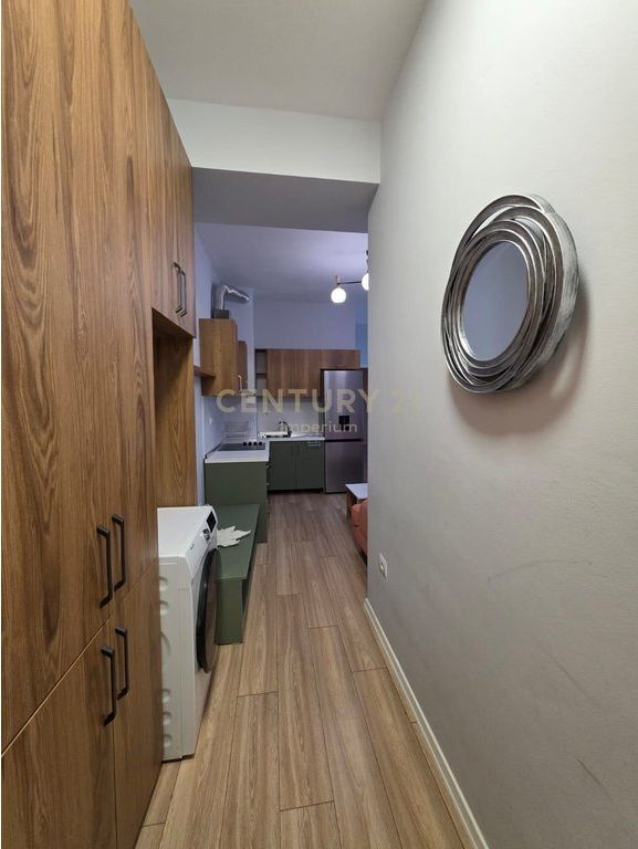 Apartament 1+1 me Qira tek Kompleksi Mangalem!