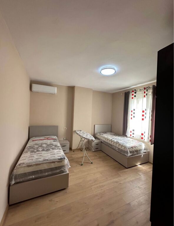 Appartamento in affitto 2+1+2 ad Astir
