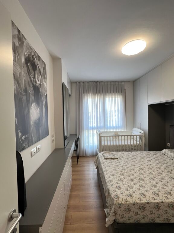 Apartment for Rent + Parking Spot on 5 Maj Street.