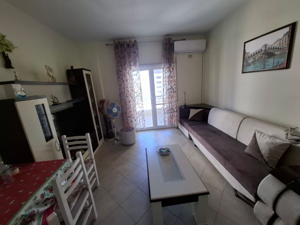 Apartment 1+1 for Rent Near Rrota e kuqe