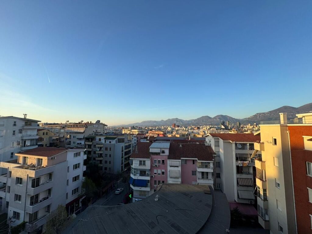 Kodra e Diellit Jepet apartament me qira 1+1