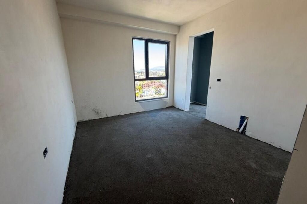 Shitet Apartament 3+1+ballkon ne Kamez