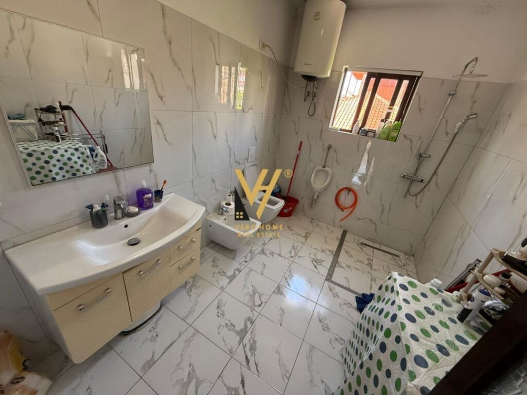 HOUSE FOR SALE TWO FLOORS IN ASTIR 700,000 EURO