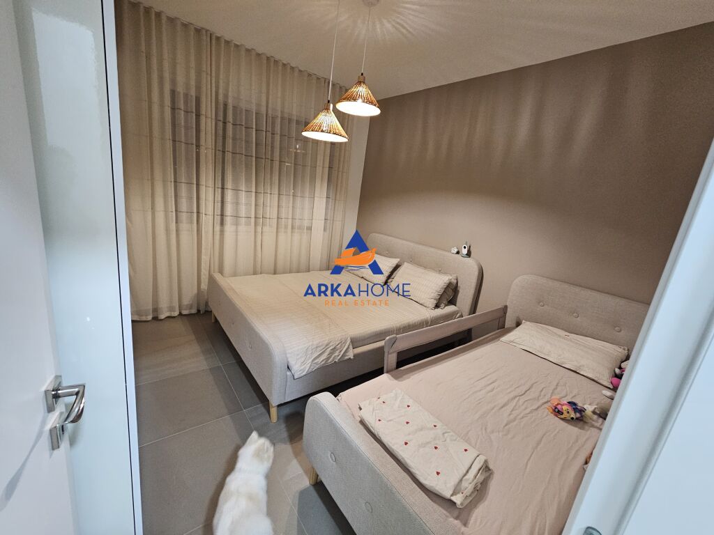 VENDESI APPARTAMENTO 1+1+BALCONE "VALA MARE RESIDENCE, HAMALLAJ" 210.000 EURO