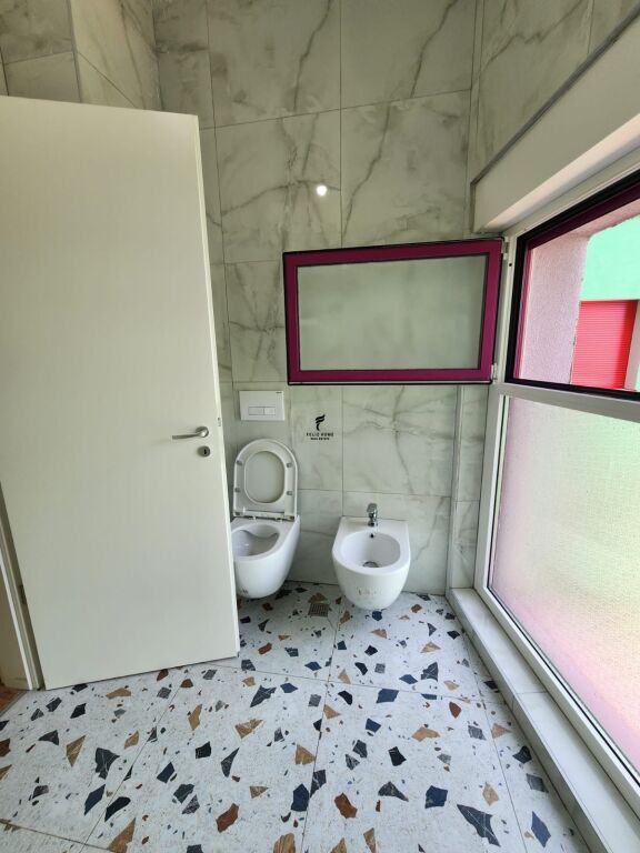 SHITET GARSIONERE 29.5 M2 ALI DEMI 67.000 EURO FH-71027