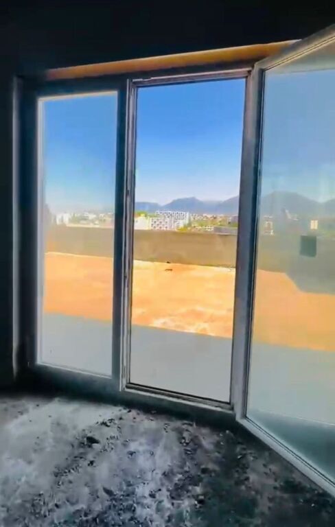 🏙️ Exclusive Penthouse for Sale with Panoramic Veranda near Elbasan Road – 290 m²