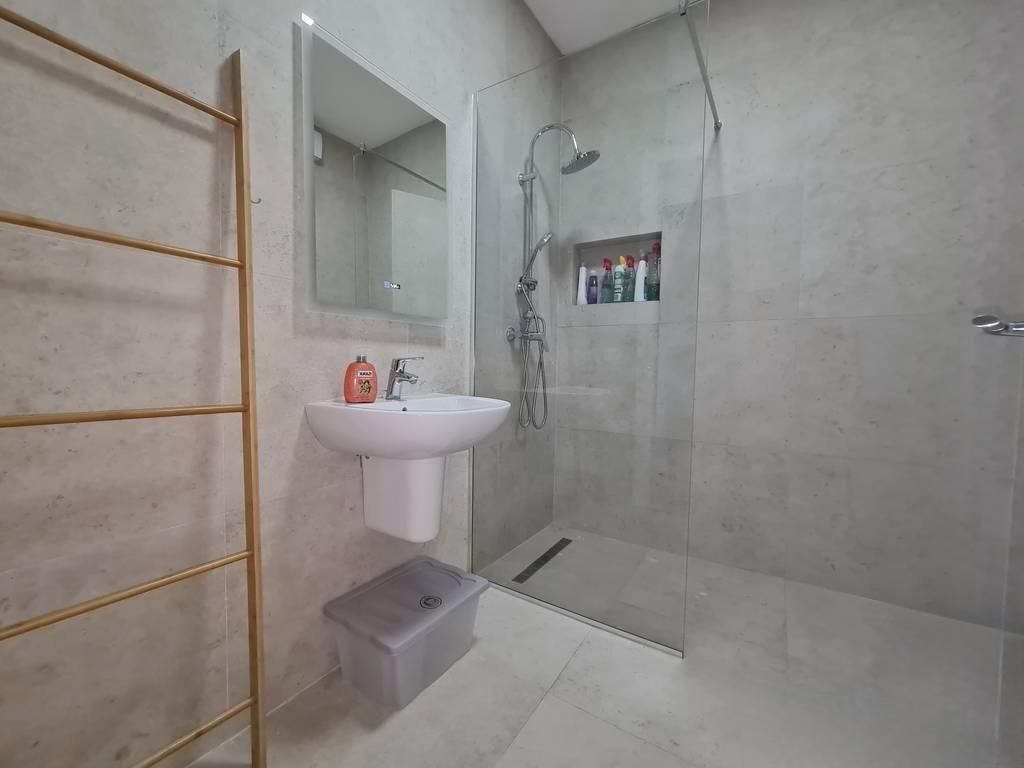 🏡 Jepet me Qira Apartament 1+1 – Kompleksi Delijorgji, Tiranë