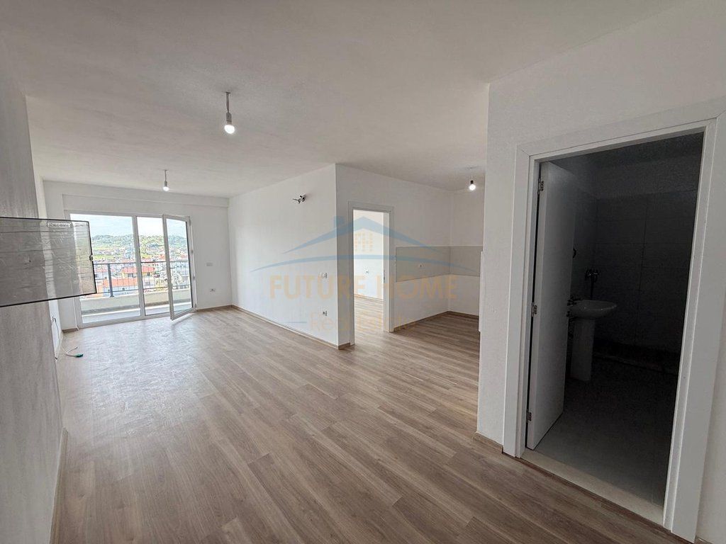 For sale, Apartment 2+1+2+Parking Space, Kombinat
