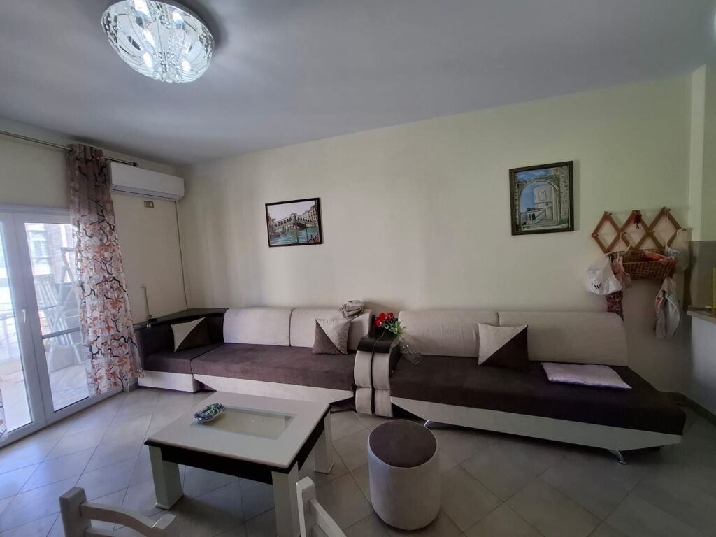 Apartment 1+1 for Rent Near Rrota e kuqe
