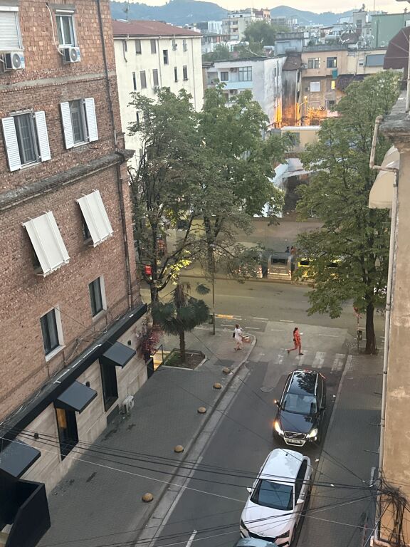 Jepet me qera apartament 2+1+2 ne Bllok