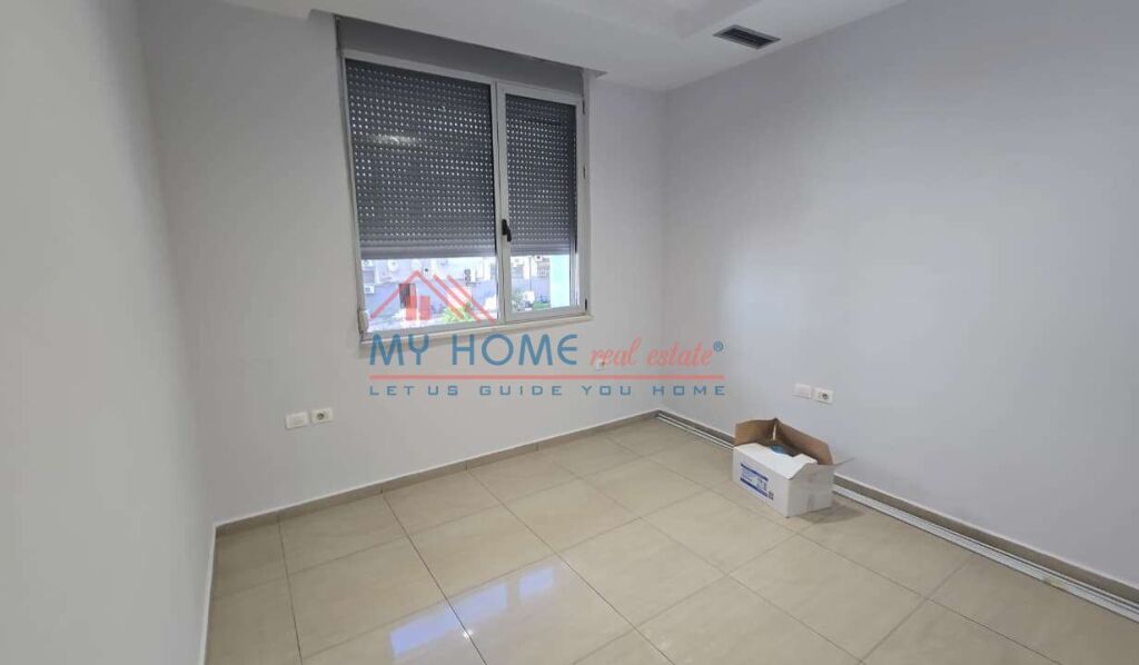 Office for rent on Rruga e Dibres near Kompleksi Halili in Tirana