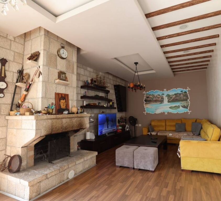 VENDESI SUPER VILLA IN VENDITA