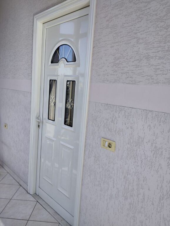 Casa privata 1+1 in affitto 350 Mila lek