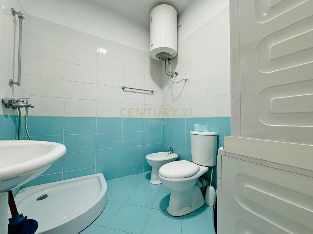 Apartament 1+1 për Qira në Ish Fusha e Aviacionit!!