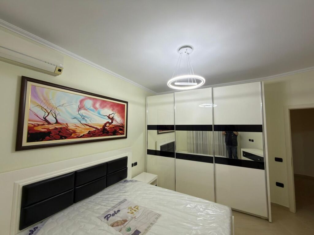 🏢Ne zonen e 21 Dhjetorit,Rr.Frederik Shiroka jepet me qera apartament1+1,i mobiluar 650Euro - Widok 3