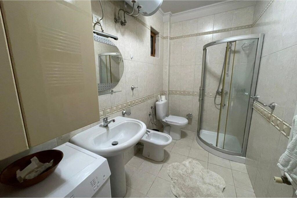 Apartament 1+1 me Qira tek Shkolla Baletit
