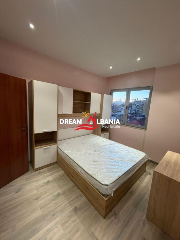 Affittasi appartamento 2+1 vicino al Pazari i Ri in Via Tefta Tashko (ID 42215533)